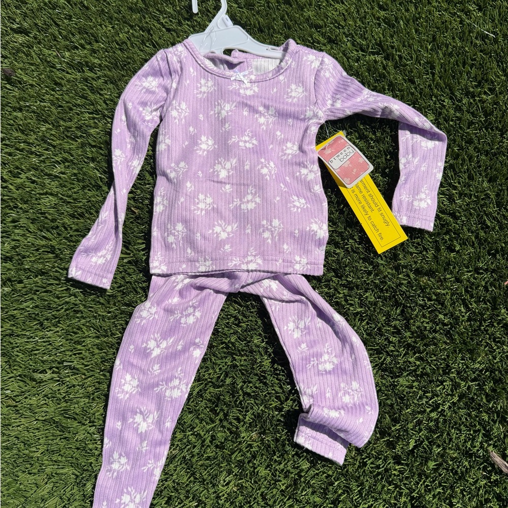 NWT Btween Baby Lavender Floral Ribbed Outfit Set Girls 2T (2 available)